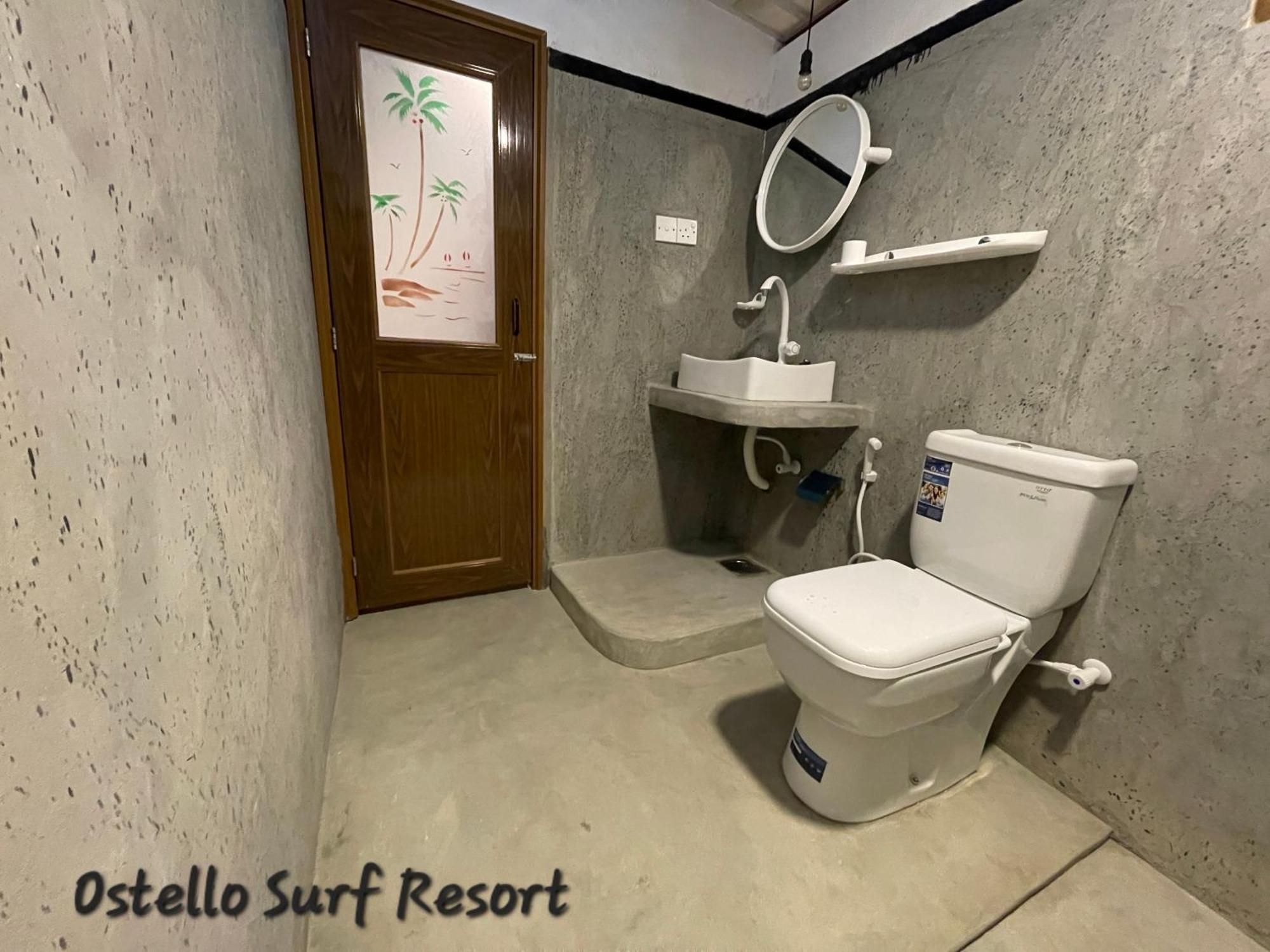 Ostello Surf Resort Ahangama Pokoj fotografie