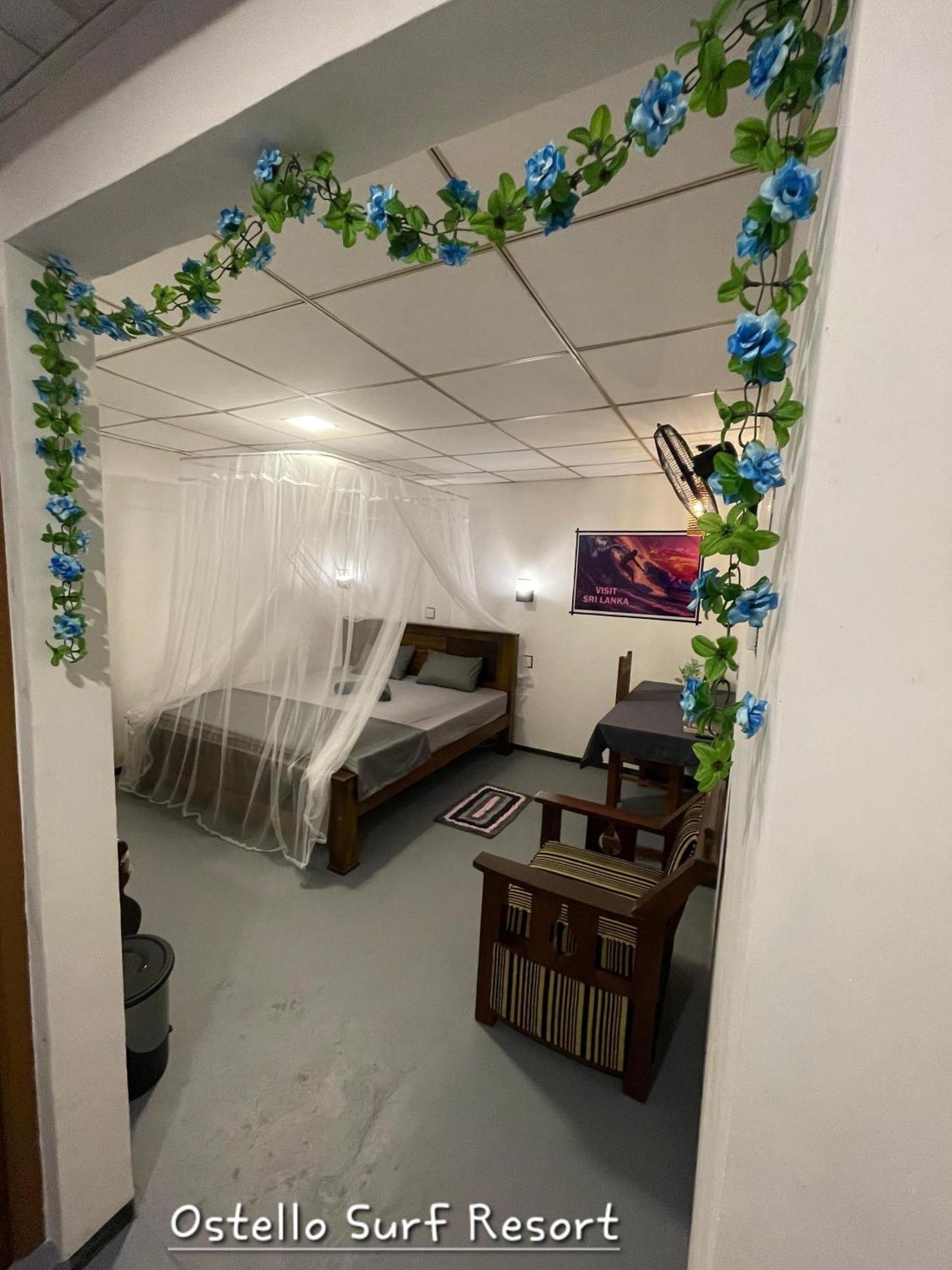 Ostello Surf Resort Ahangama Pokoj fotografie